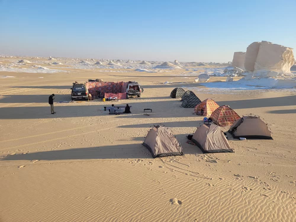 White Desert Tour - Slide 3